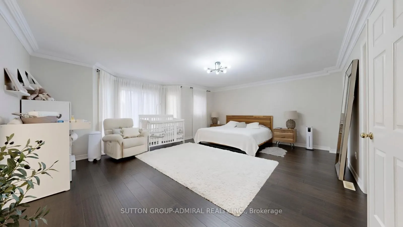 Photo 16 of 63 Seabreeze Avenue, Vaughan, Patterson — HOMEH