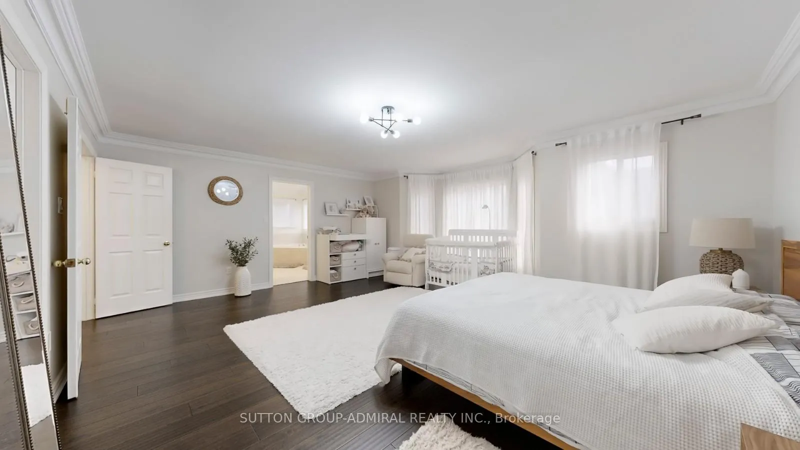 Photo 18 of 63 Seabreeze Avenue, Vaughan, Patterson — HOMEH