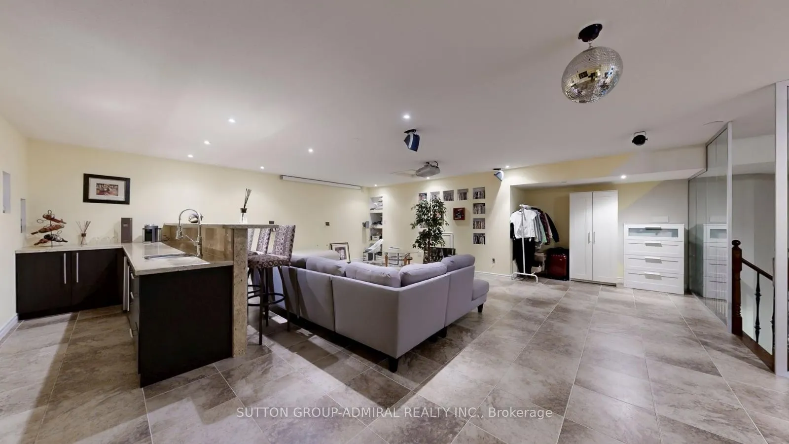 Photo 29 of 63 Seabreeze Avenue, Vaughan, Patterson — HOMEH