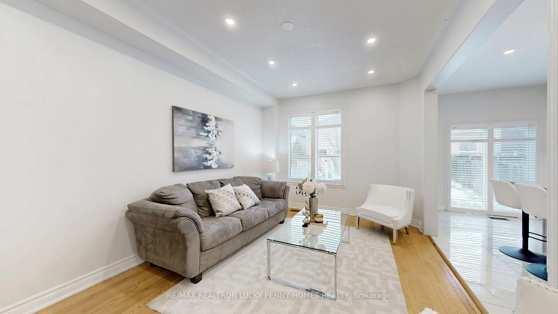 Photo 11 of 617 Fred McLaren Boulevard, Markham, Wismer — HOMEH