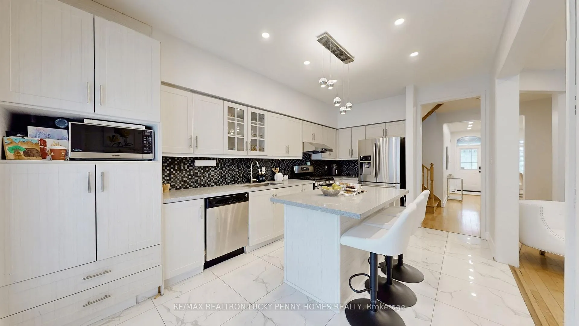 Photo 21 of 617 Fred McLaren Boulevard, Markham, Wismer — HOMEH