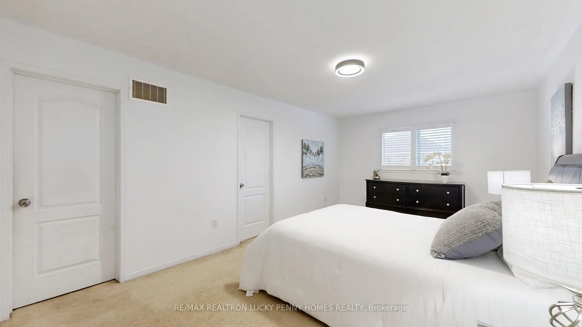 Photo 28 of 617 Fred McLaren Boulevard, Markham, Wismer — HOMEH