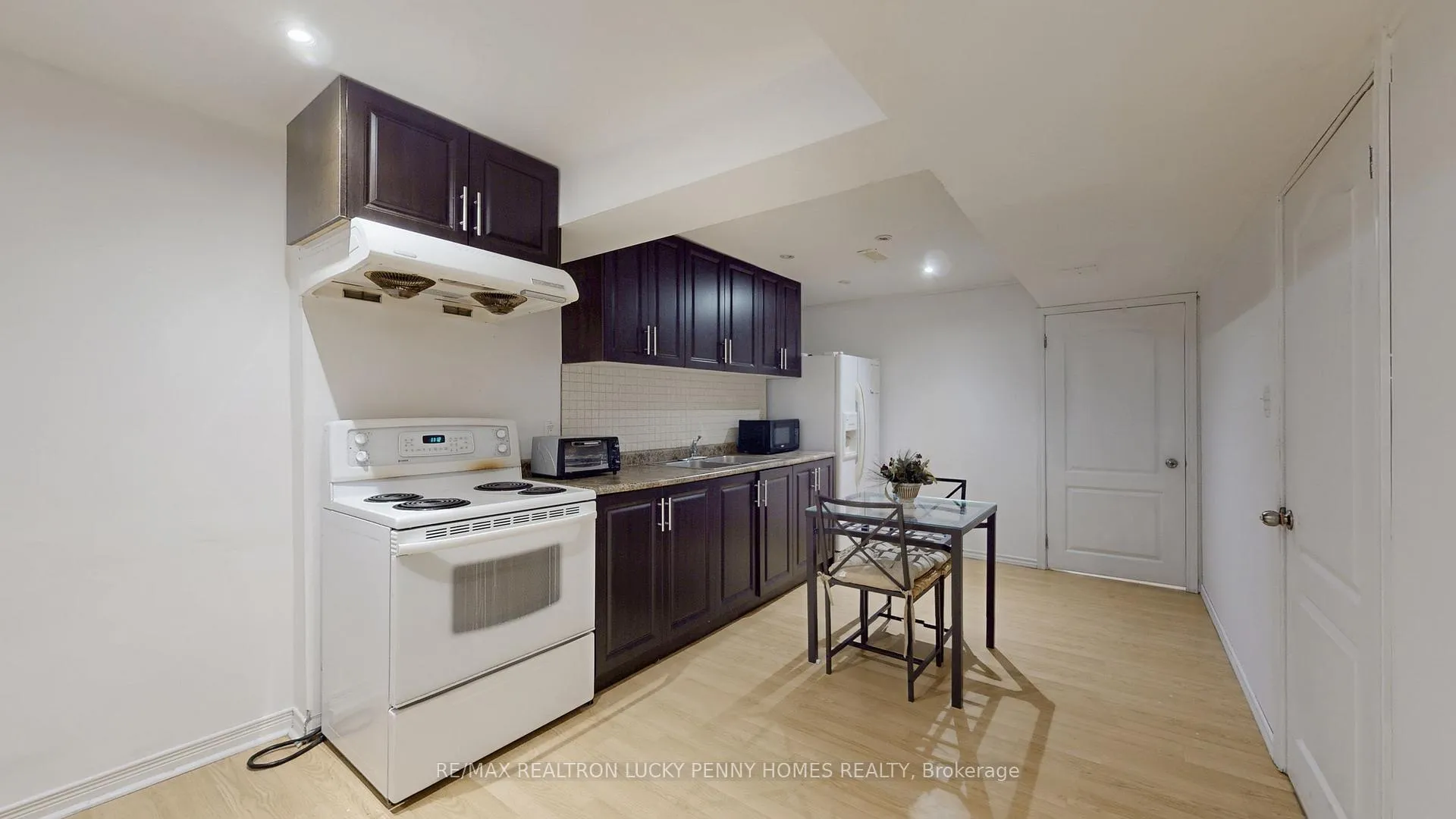 Photo 42 of 617 Fred McLaren Boulevard, Markham, Wismer — HOMEH