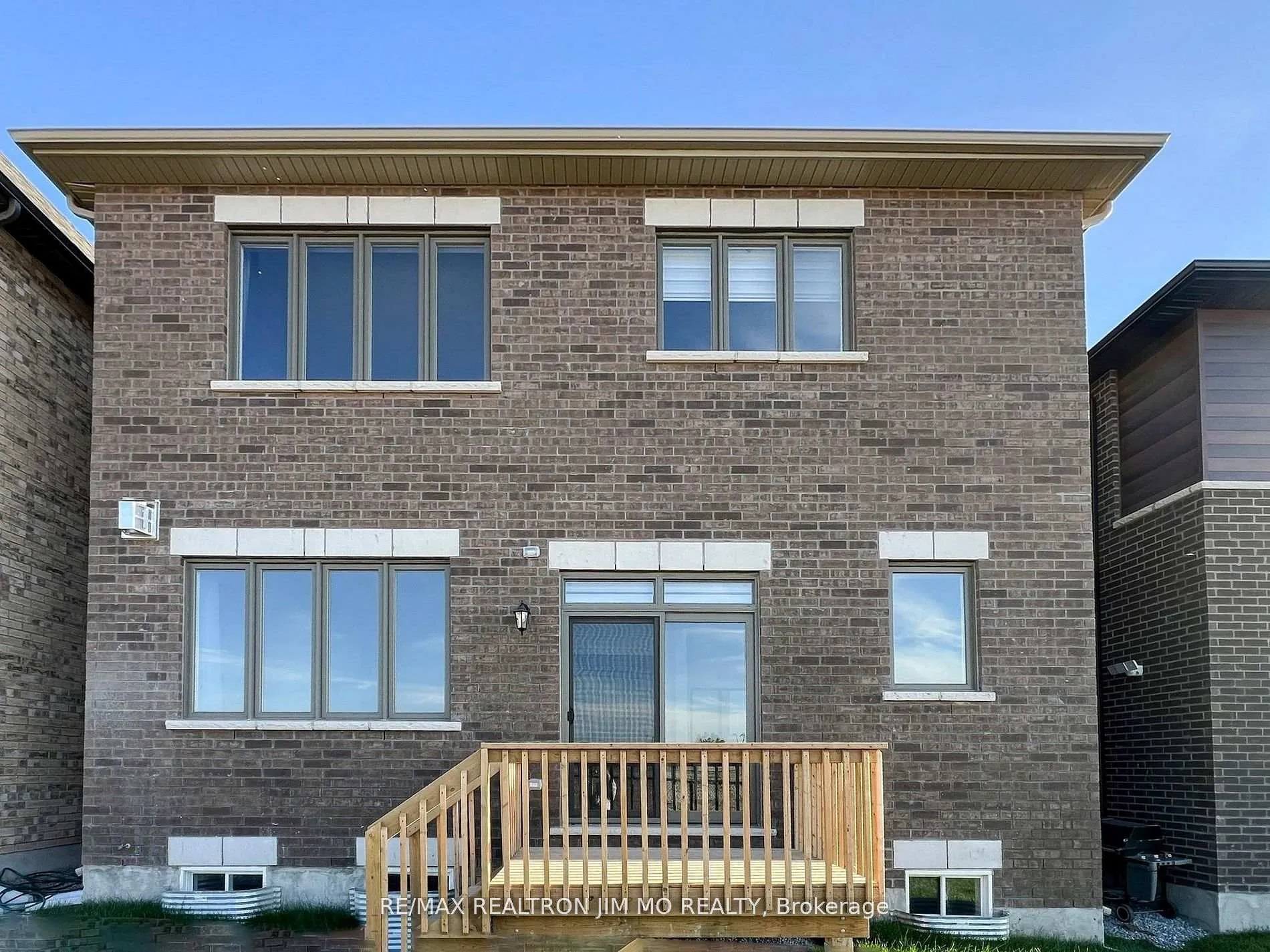 Photo 36 of 20 Nanhai Avenue, Markham, Angus Glen — HOMEH