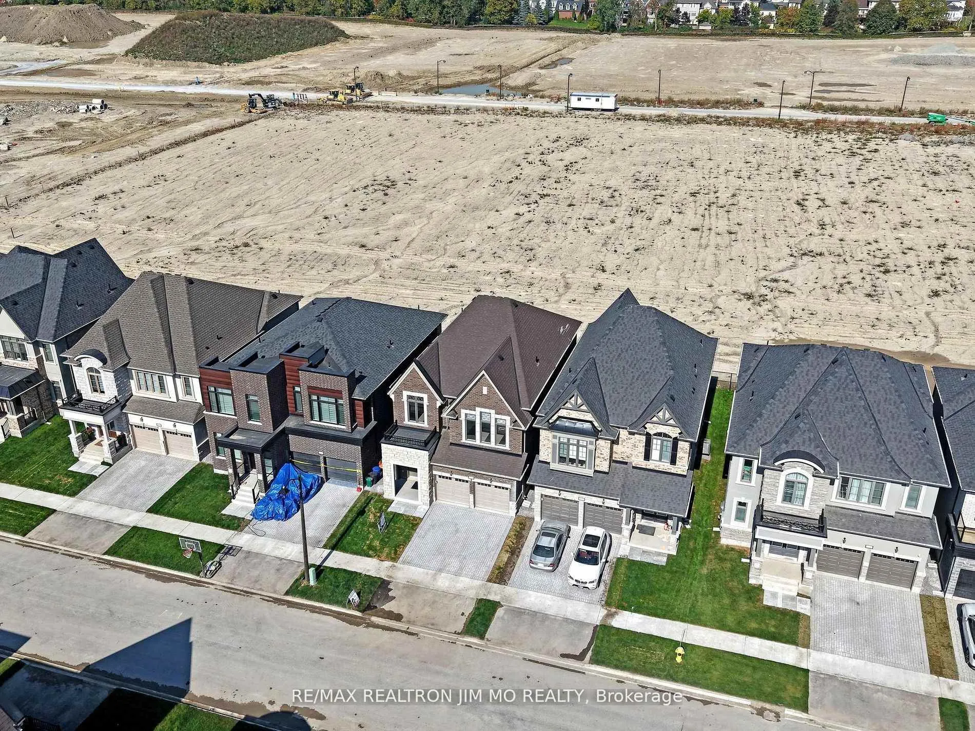 Photo 45 of 20 Nanhai Avenue, Markham, Angus Glen — HOMEH