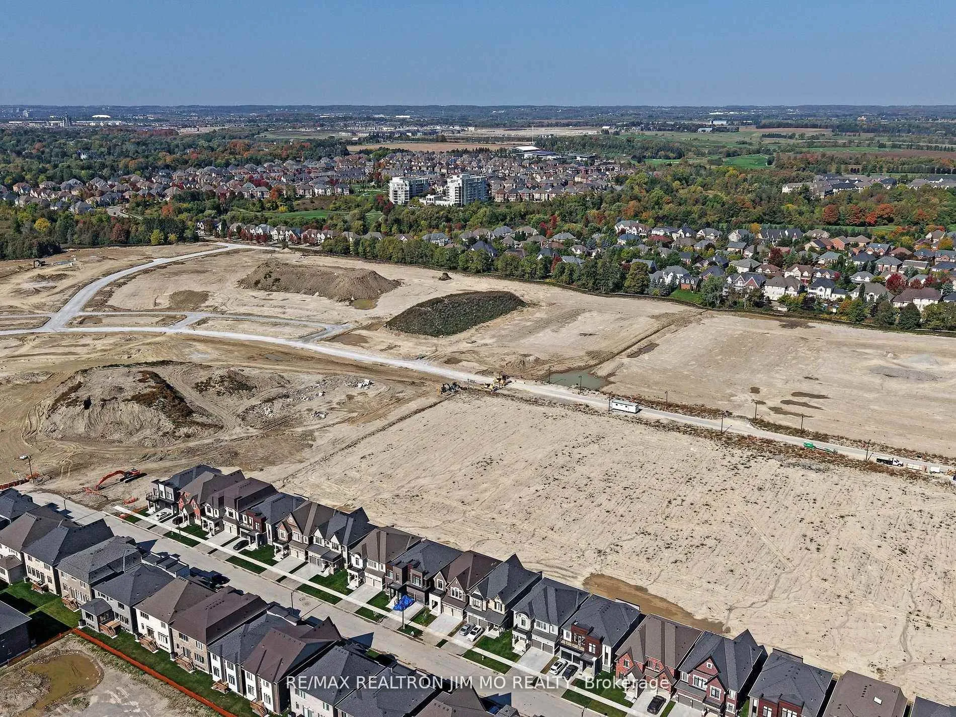 Photo 49 of 20 Nanhai Avenue, Markham, Angus Glen — HOMEH