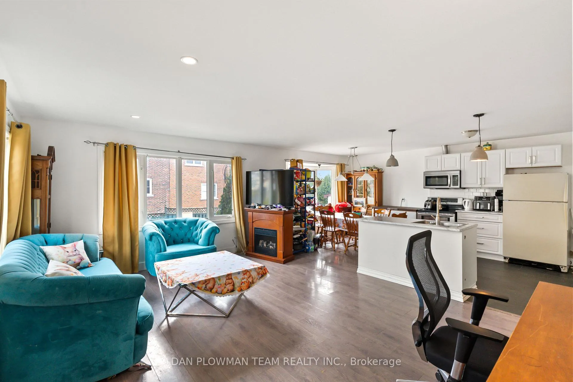Photo 2 of 140 Stevenson Road N, Oshawa, McLaughlin — HOMEH
