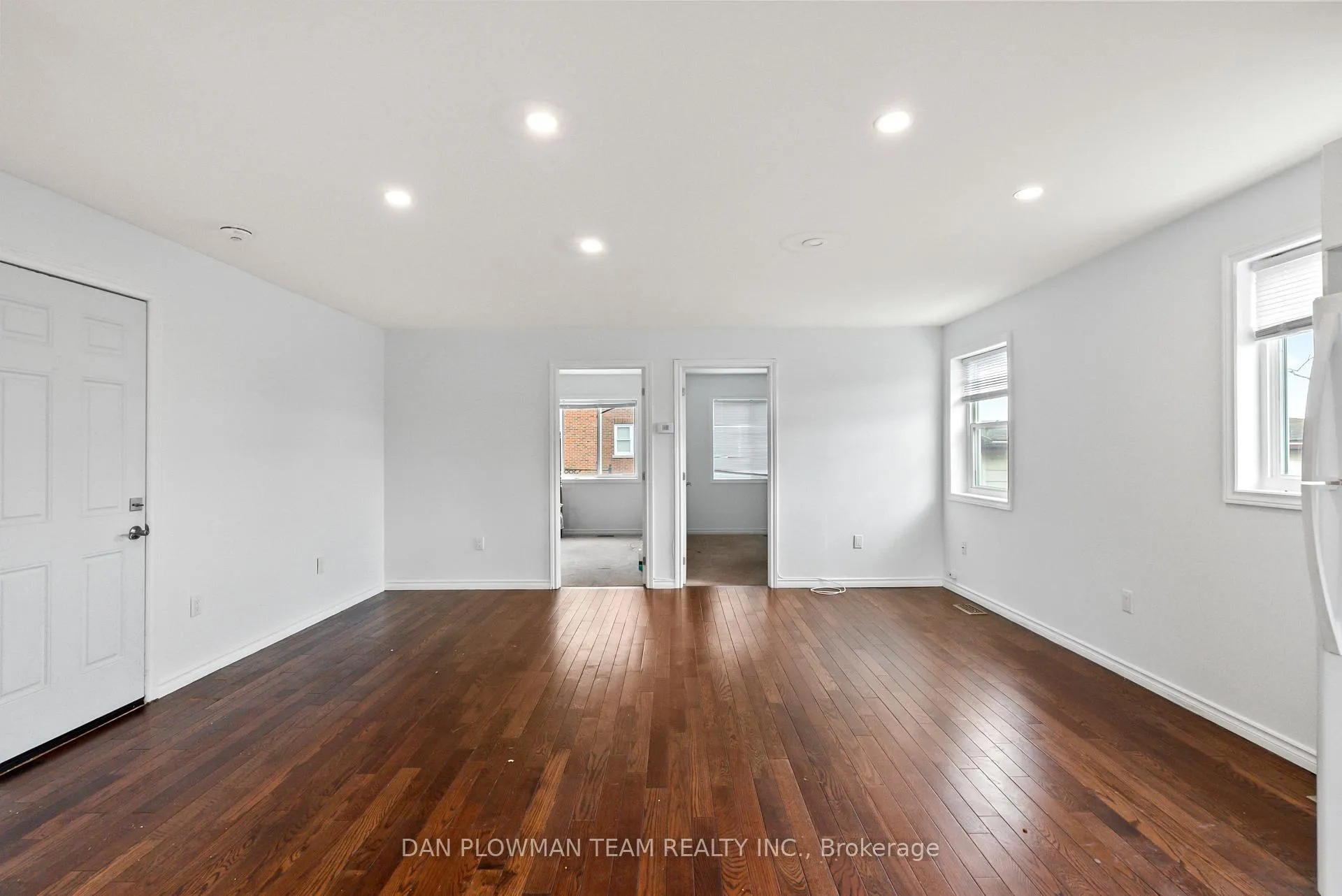 Photo 14 of 140 Stevenson Road N, Oshawa, McLaughlin — HOMEH