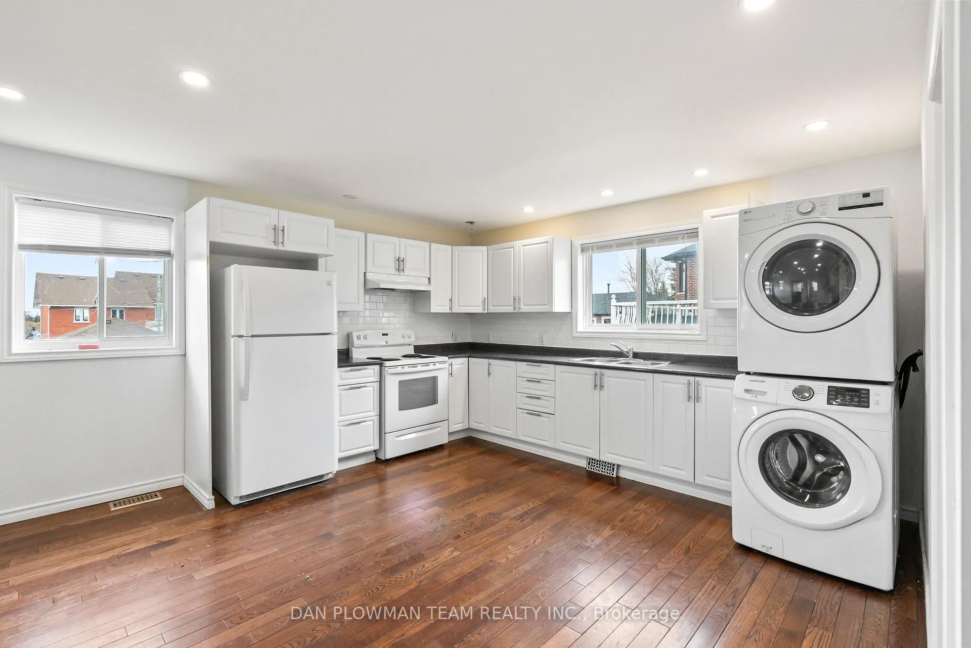 Photo 16 of 140 Stevenson Road N, Oshawa, McLaughlin — HOMEH