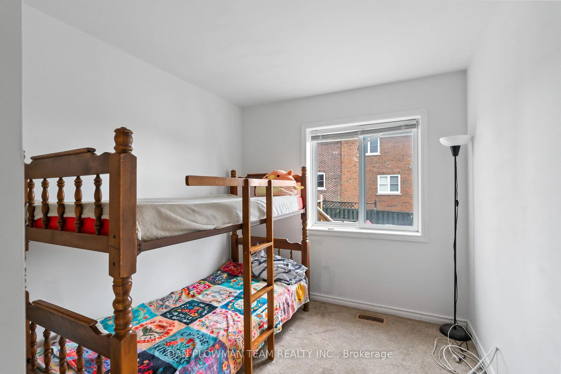 Photo 17 of 140 Stevenson Road N, Oshawa, McLaughlin — HOMEH