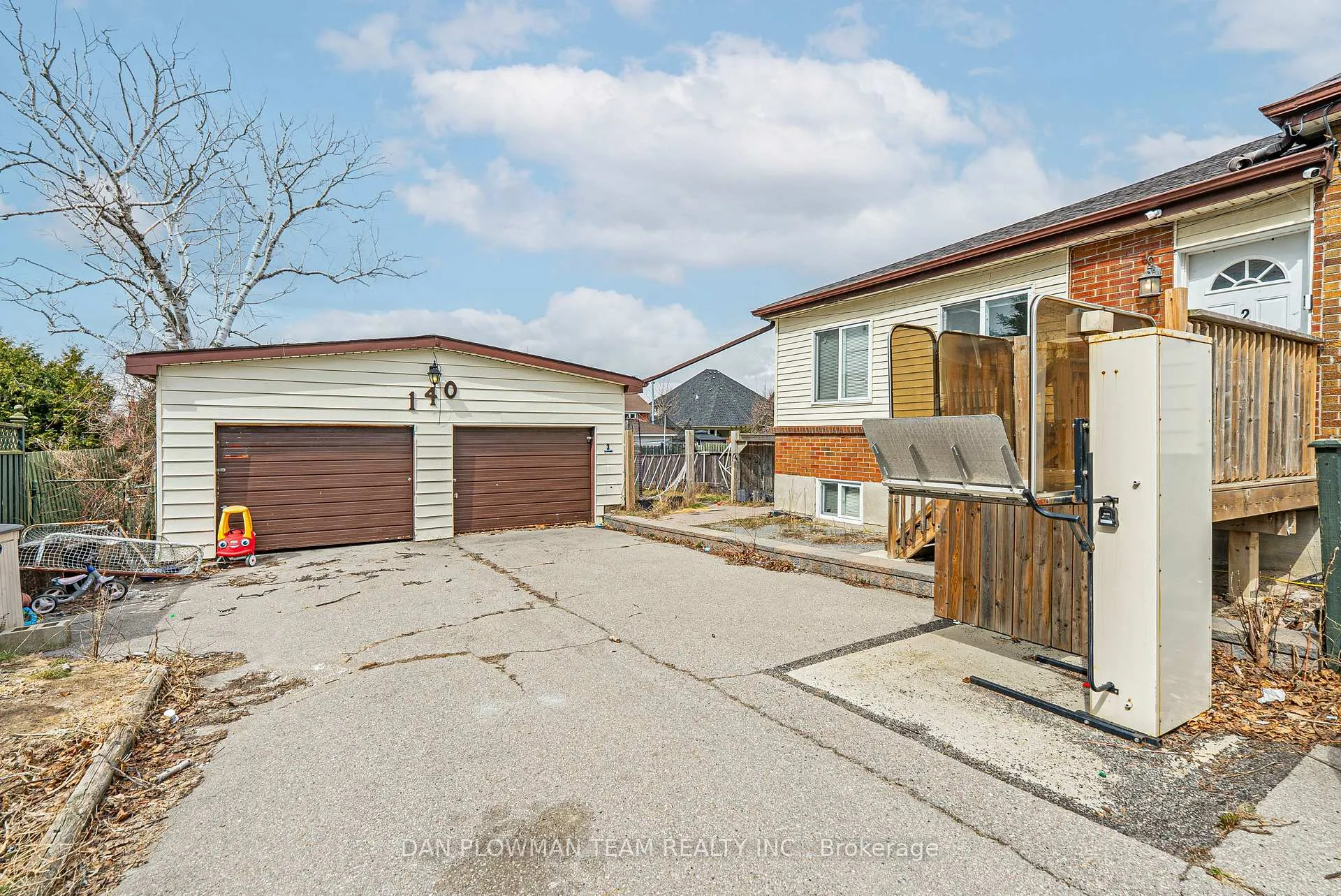 Photo 25 of 140 Stevenson Road N, Oshawa, McLaughlin — HOMEH