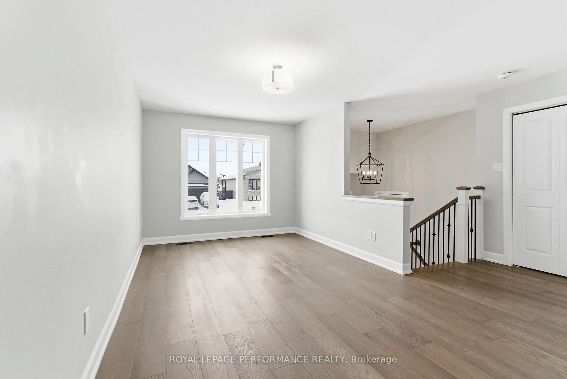 Photo 8 of 2305 Watson Crescent, Cornwall — HOMEH