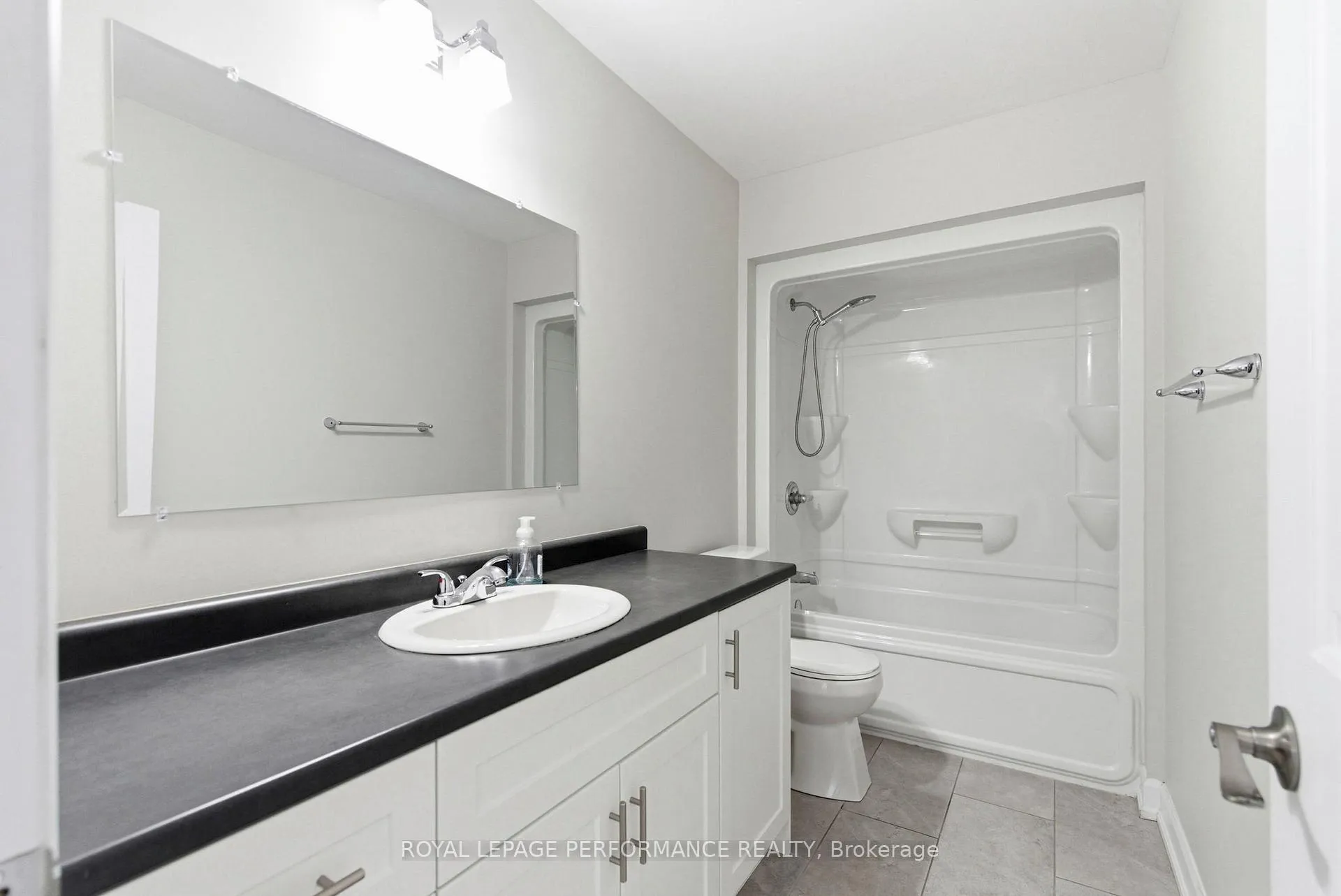 Photo 21 of 2305 Watson Crescent, Cornwall — HOMEH