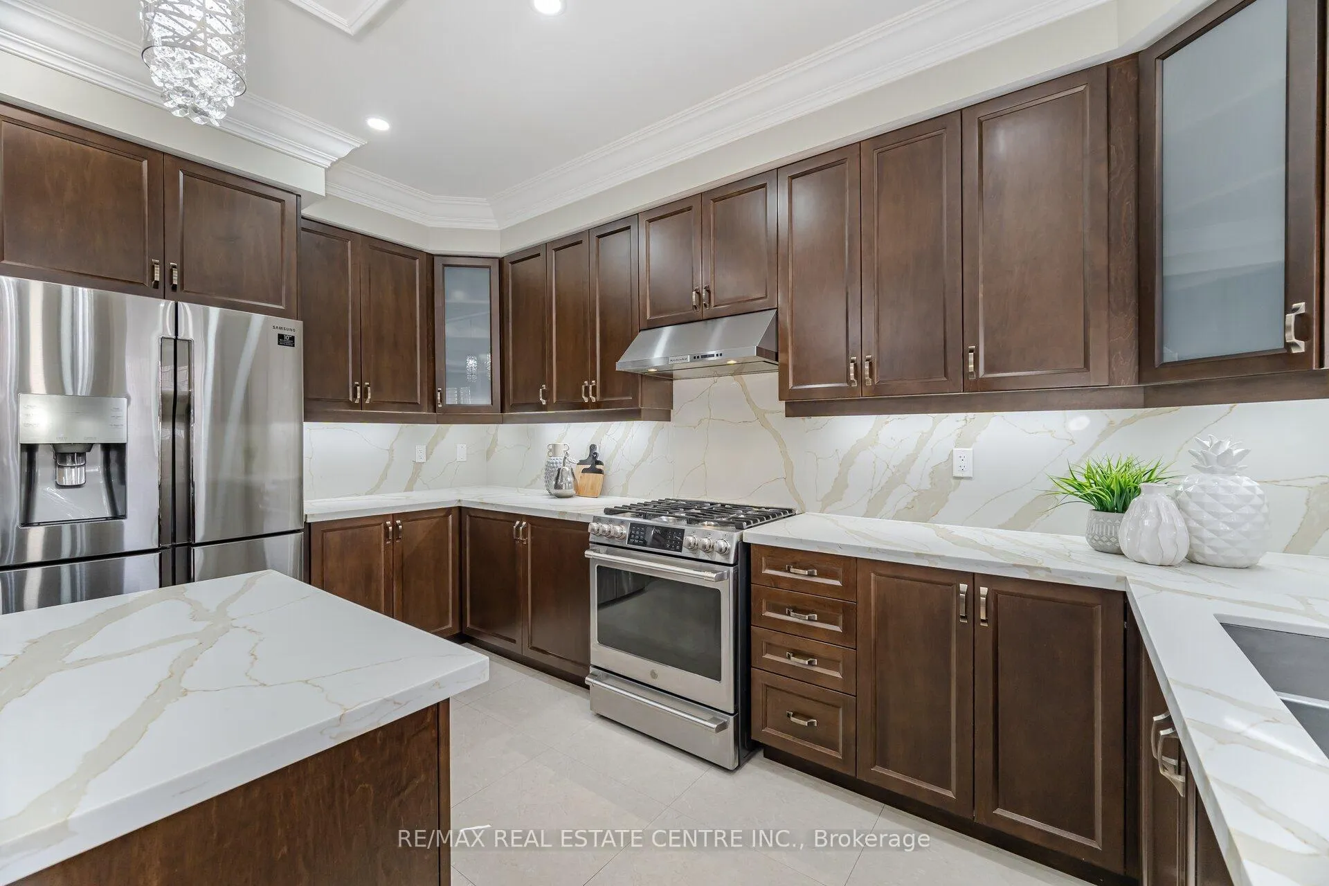 Photo 13 of 75 Dotchson Avenue, Caledon, Rural Caledon — HOMEH