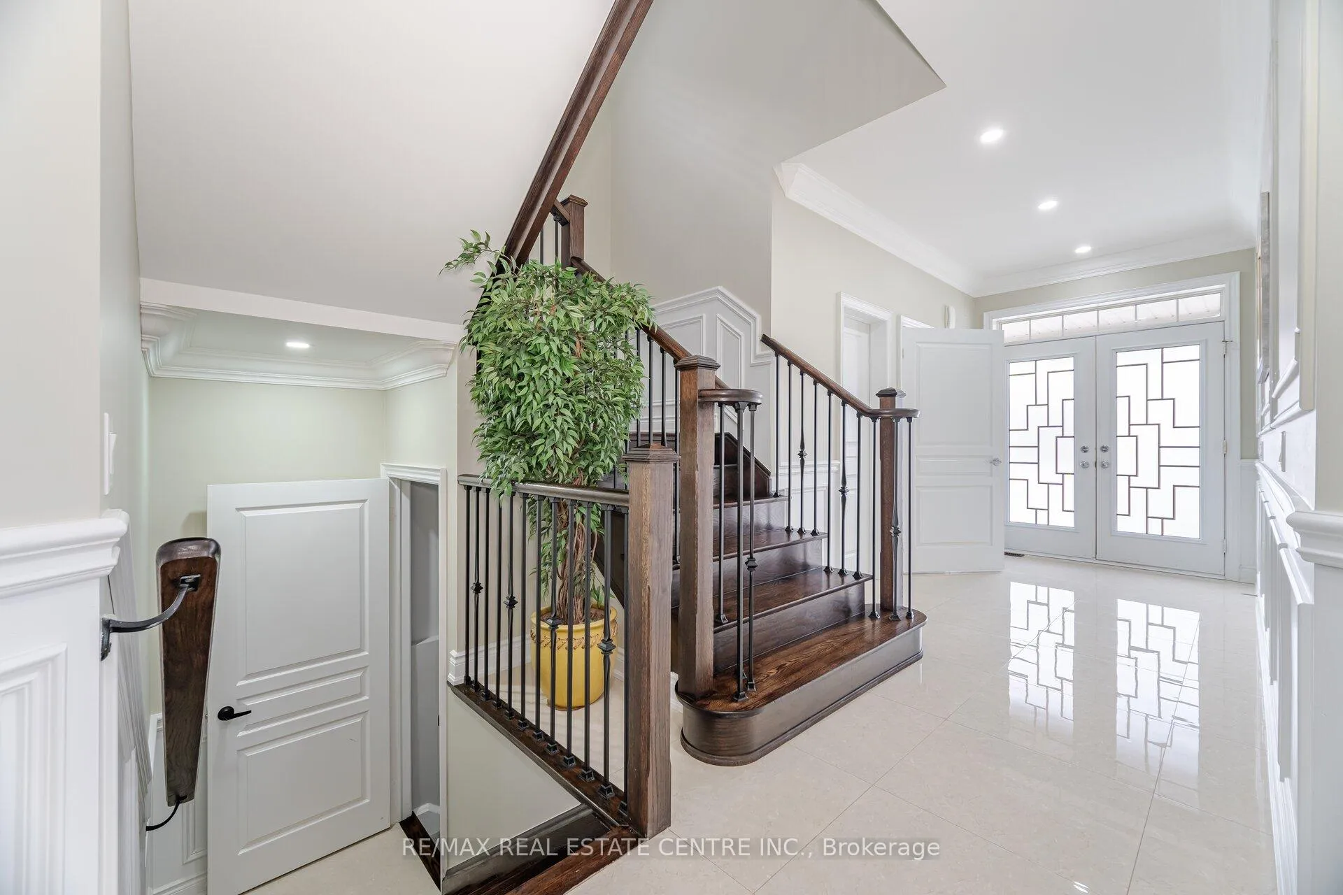 Photo 26 of 75 Dotchson Avenue, Caledon, Rural Caledon — HOMEH