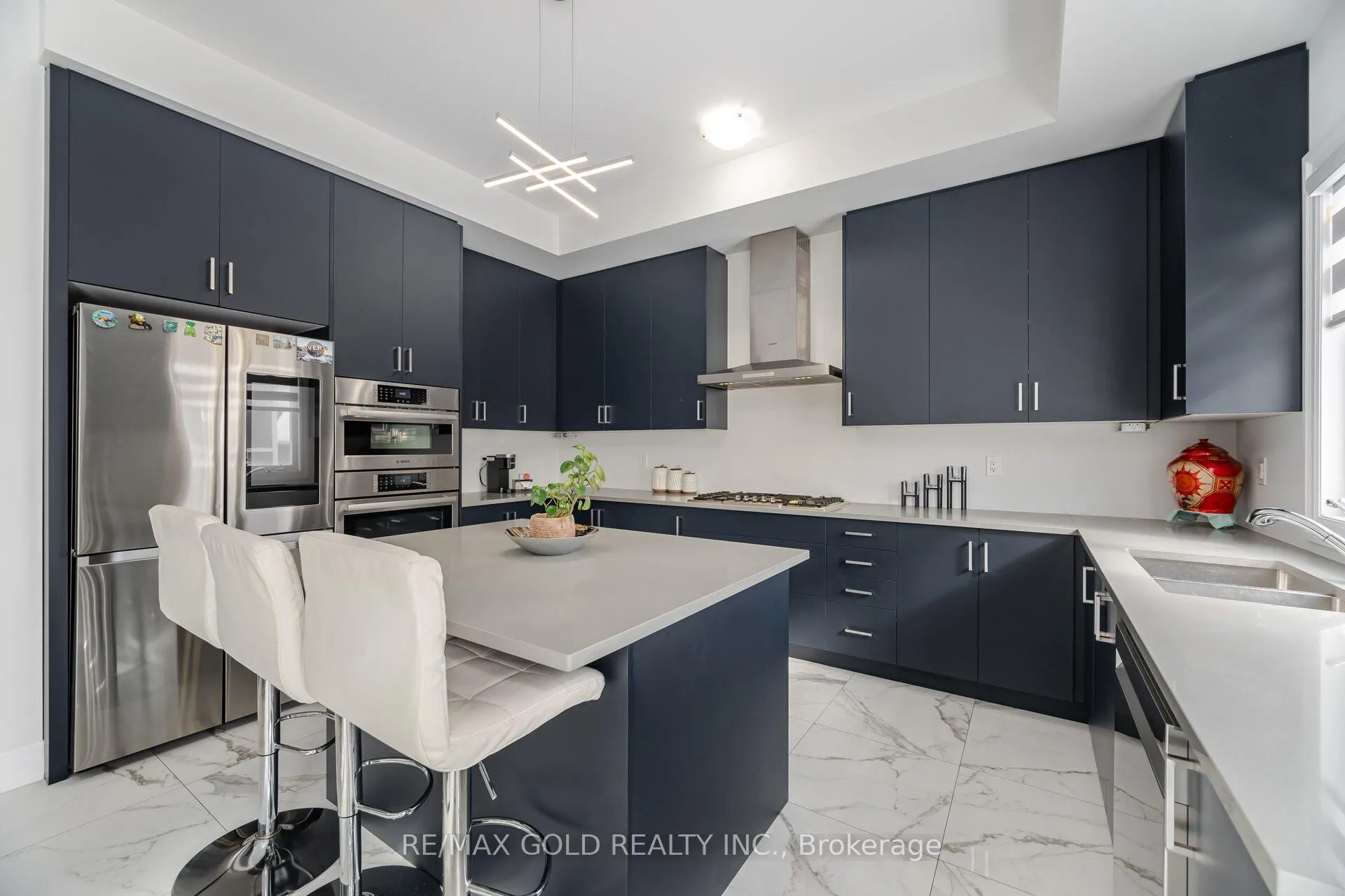 Photo 8 of 1367 Harrington Street, Innisfil, Lefroy — HOMEH