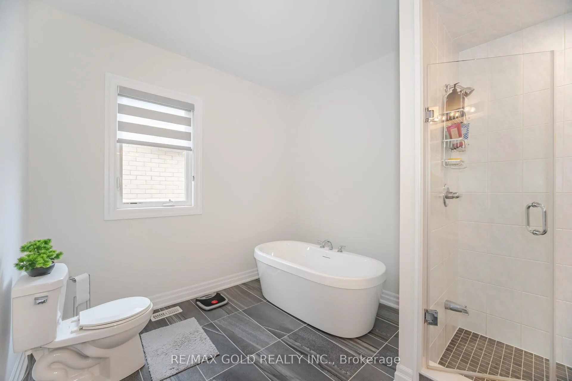 Photo 21 of 1367 Harrington Street, Innisfil, Lefroy — HOMEH