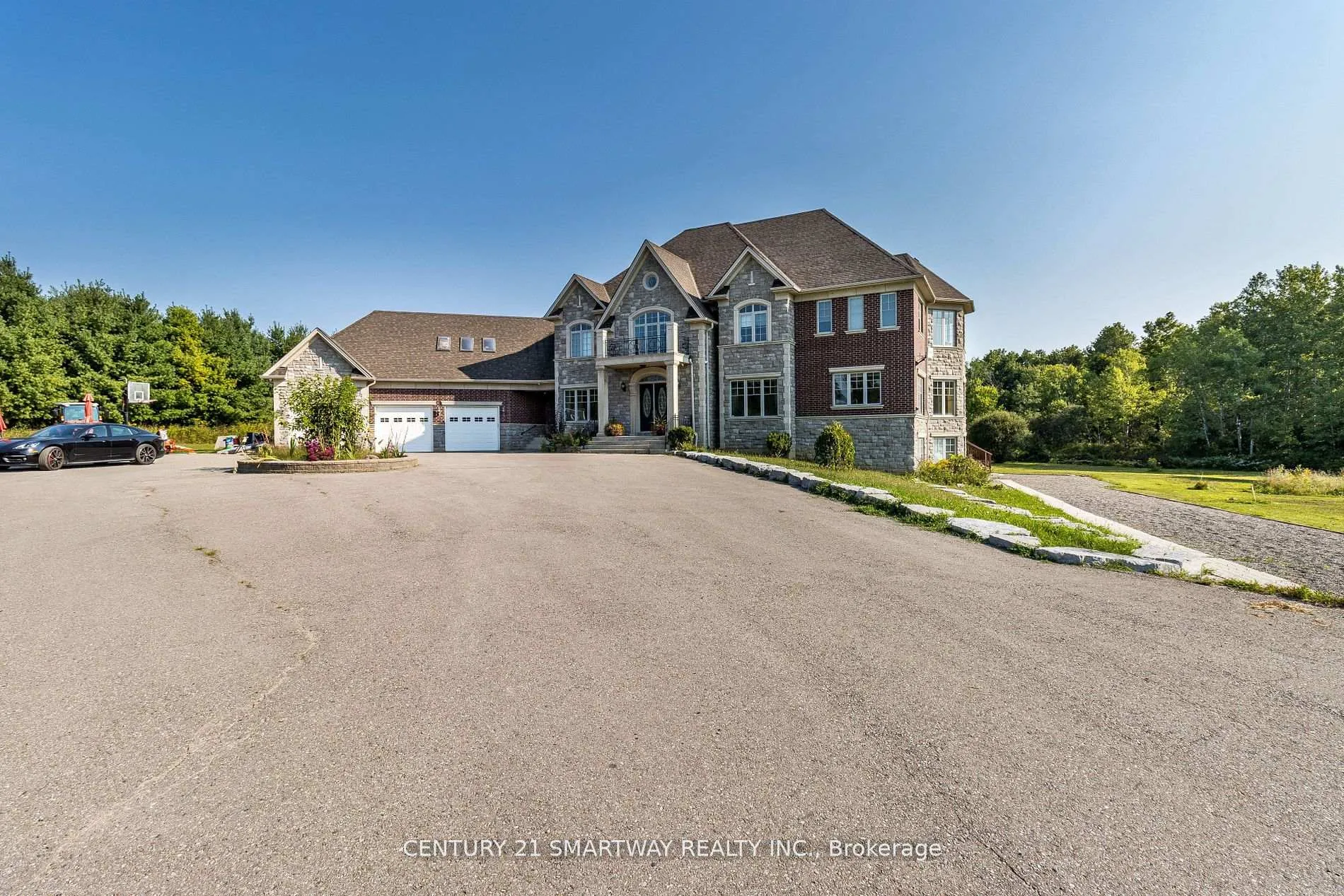 Photo 1 of 16045 Kennedy Road N, Caledon, Caledon Village — HOMEH