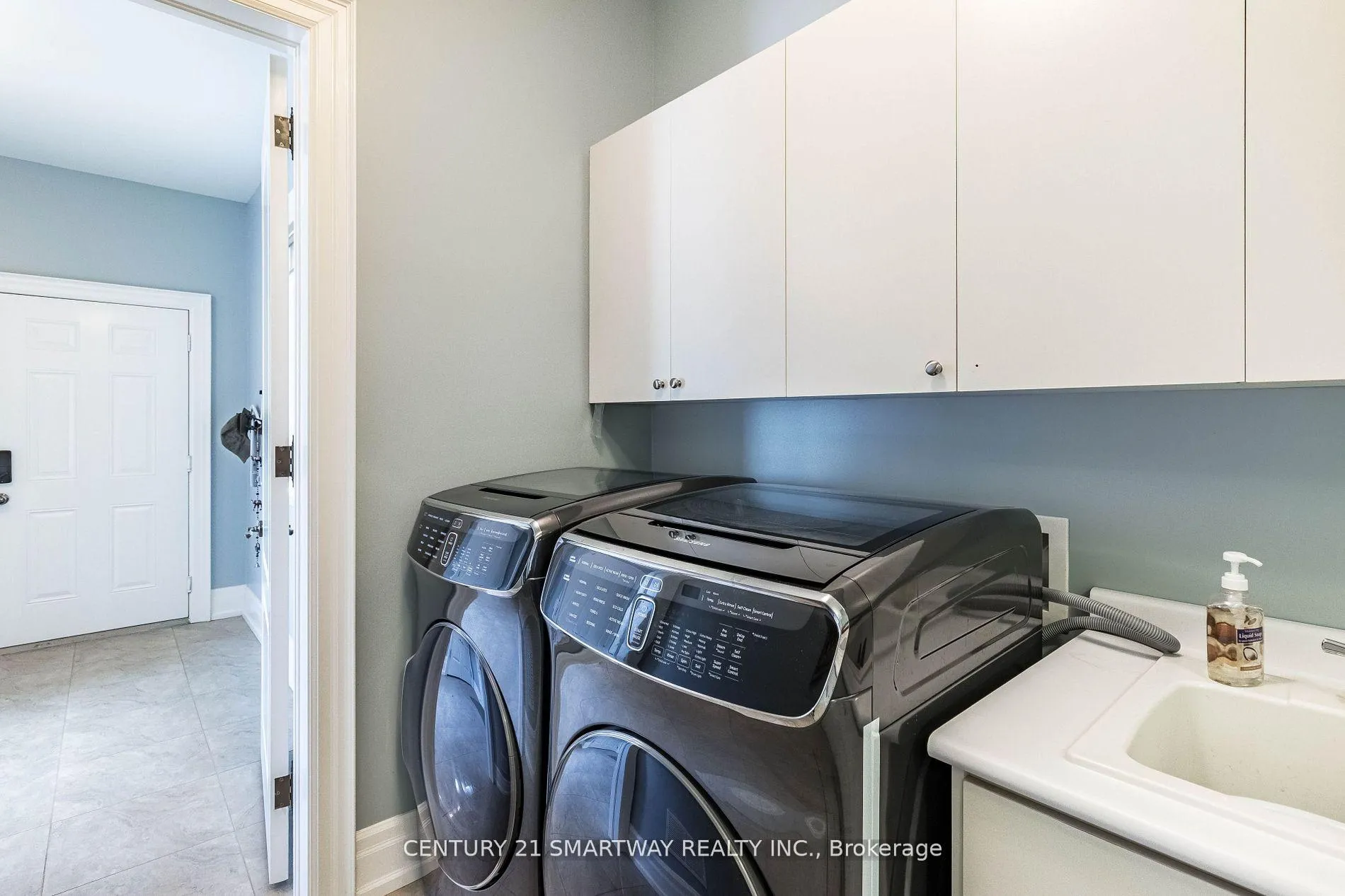 Photo 18 of 16045 Kennedy Road N, Caledon, Caledon Village — HOMEH