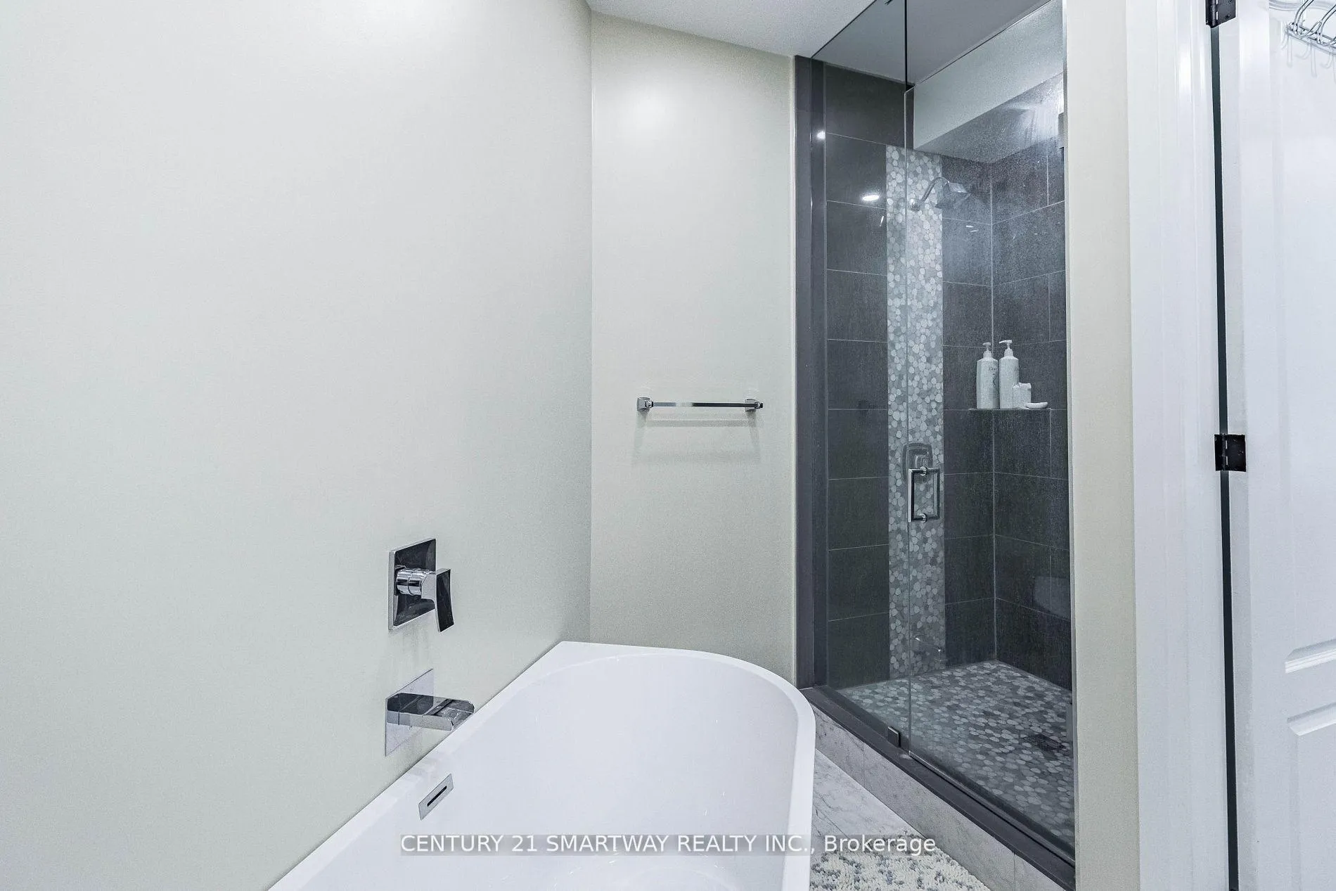 Photo 30 of 16045 Kennedy Road N, Caledon, Caledon Village — HOMEH