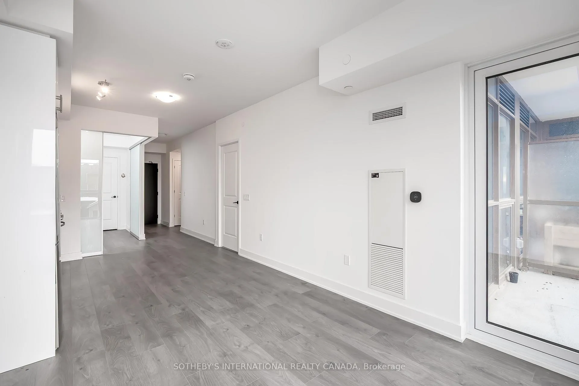 Photo 8 of Unit 513, 2343 Khalsa Gate, Oakville, Westmount — HOMEH