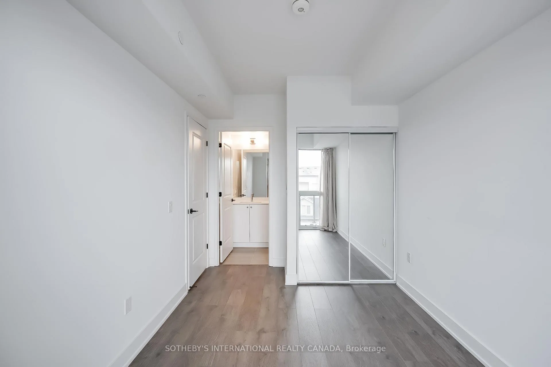 Photo 10 of Unit 513, 2343 Khalsa Gate, Oakville, Westmount — HOMEH