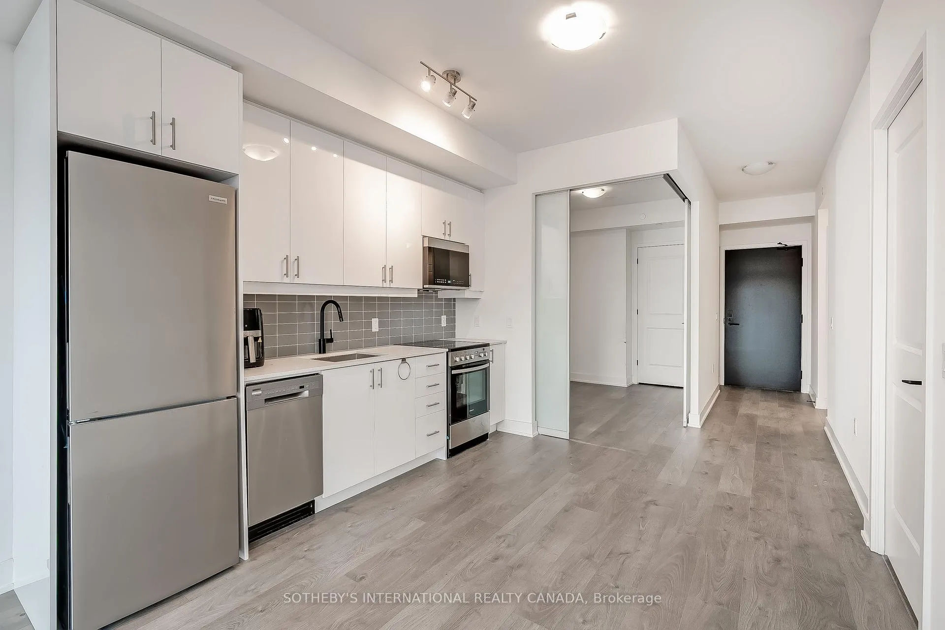 Photo 13 of Unit 513, 2343 Khalsa Gate, Oakville, Westmount — HOMEH