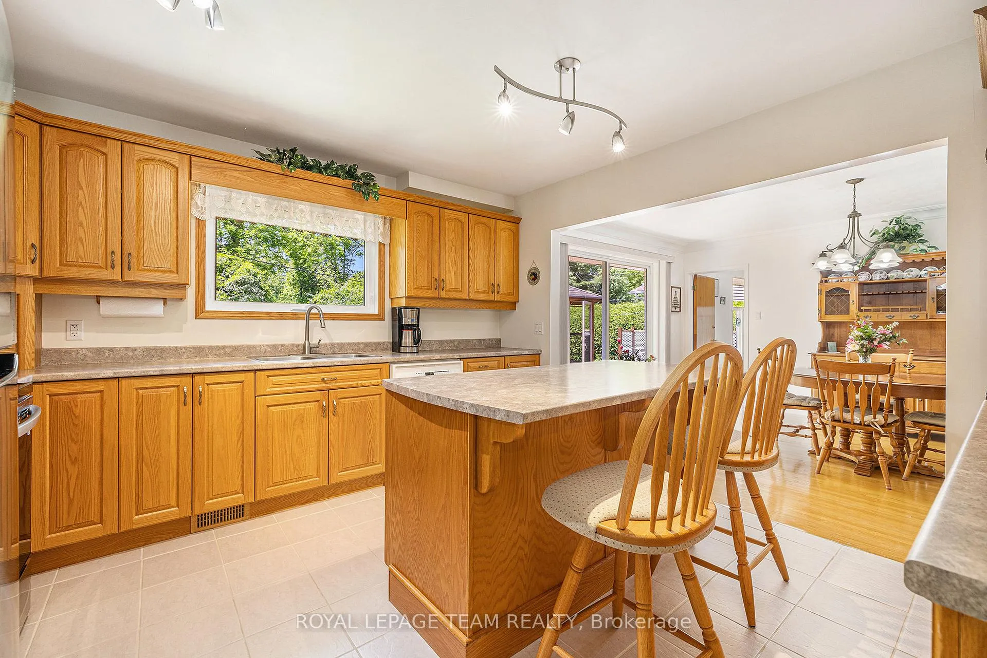Photo 13 of 14 Glenview Crescent, Perth — HOMEH