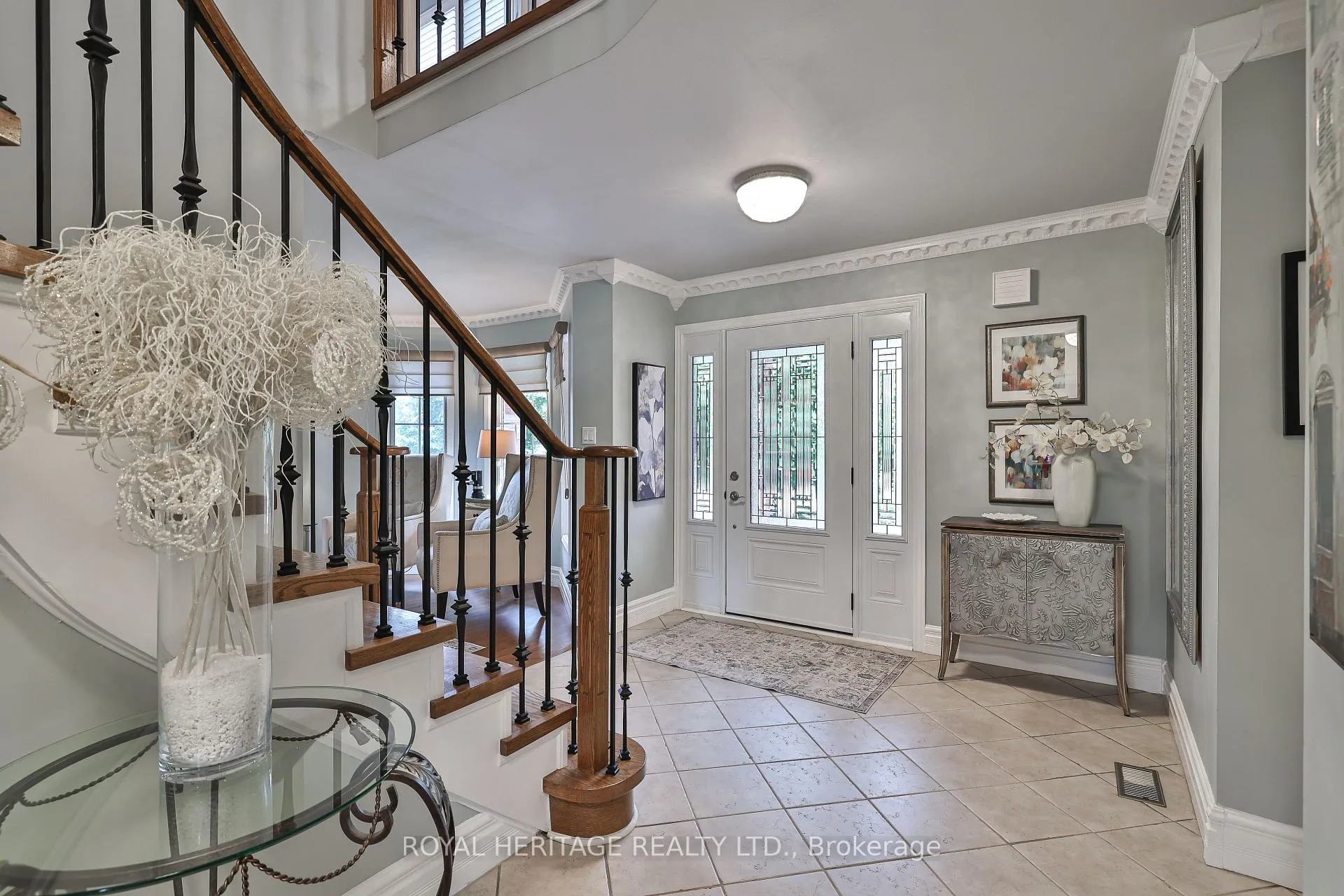 Photo 4 of 1097 Wildrose Crescent, Pickering, Liverpool — HOMEH