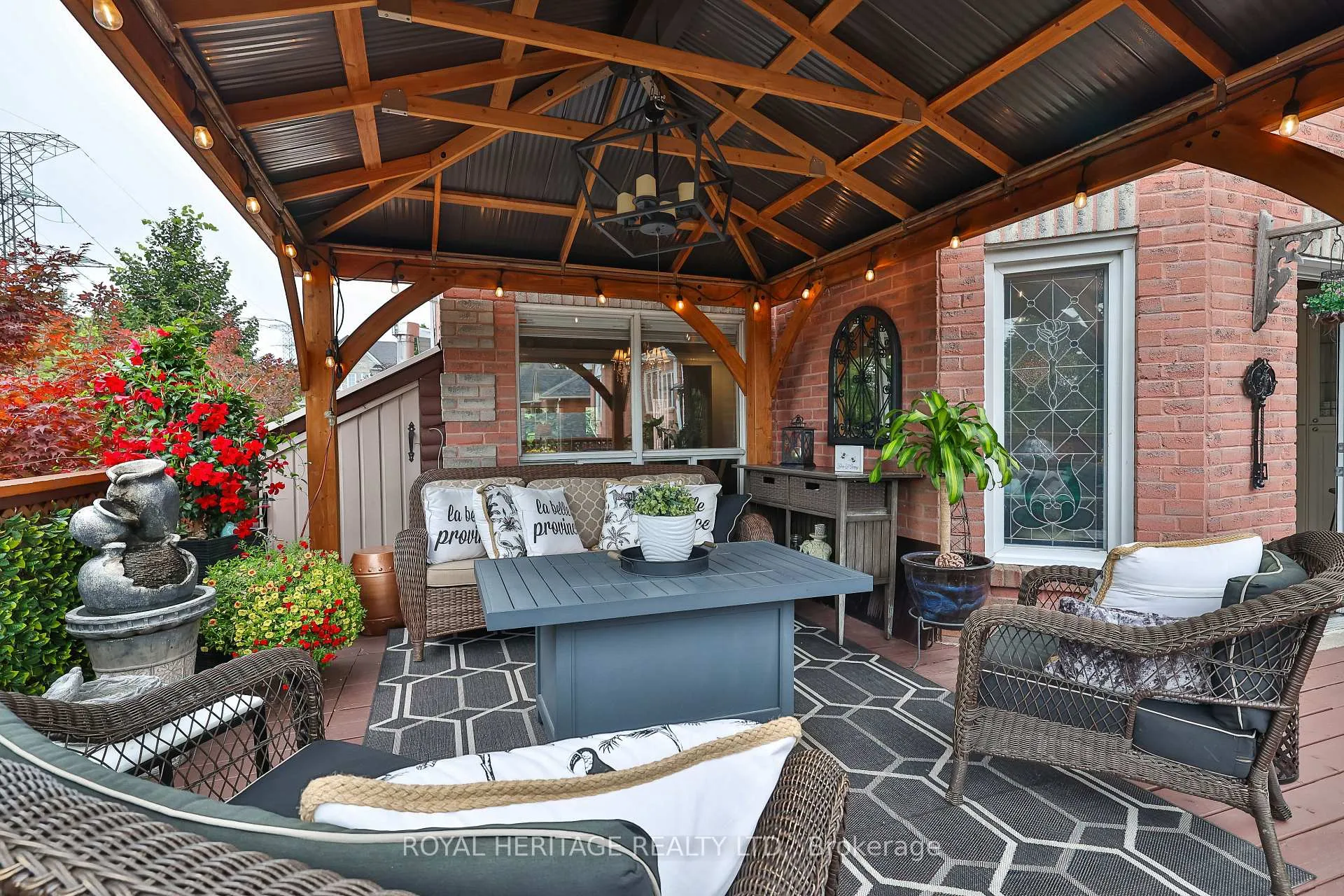 Photo 29 of 1097 Wildrose Crescent, Pickering, Liverpool — HOMEH