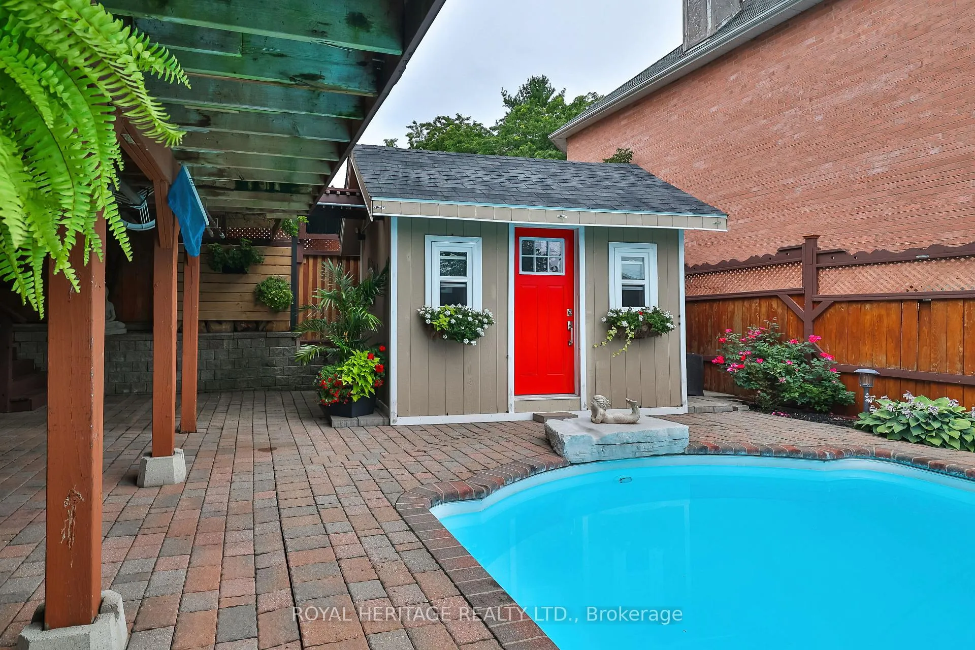 Photo 33 of 1097 Wildrose Crescent, Pickering, Liverpool — HOMEH