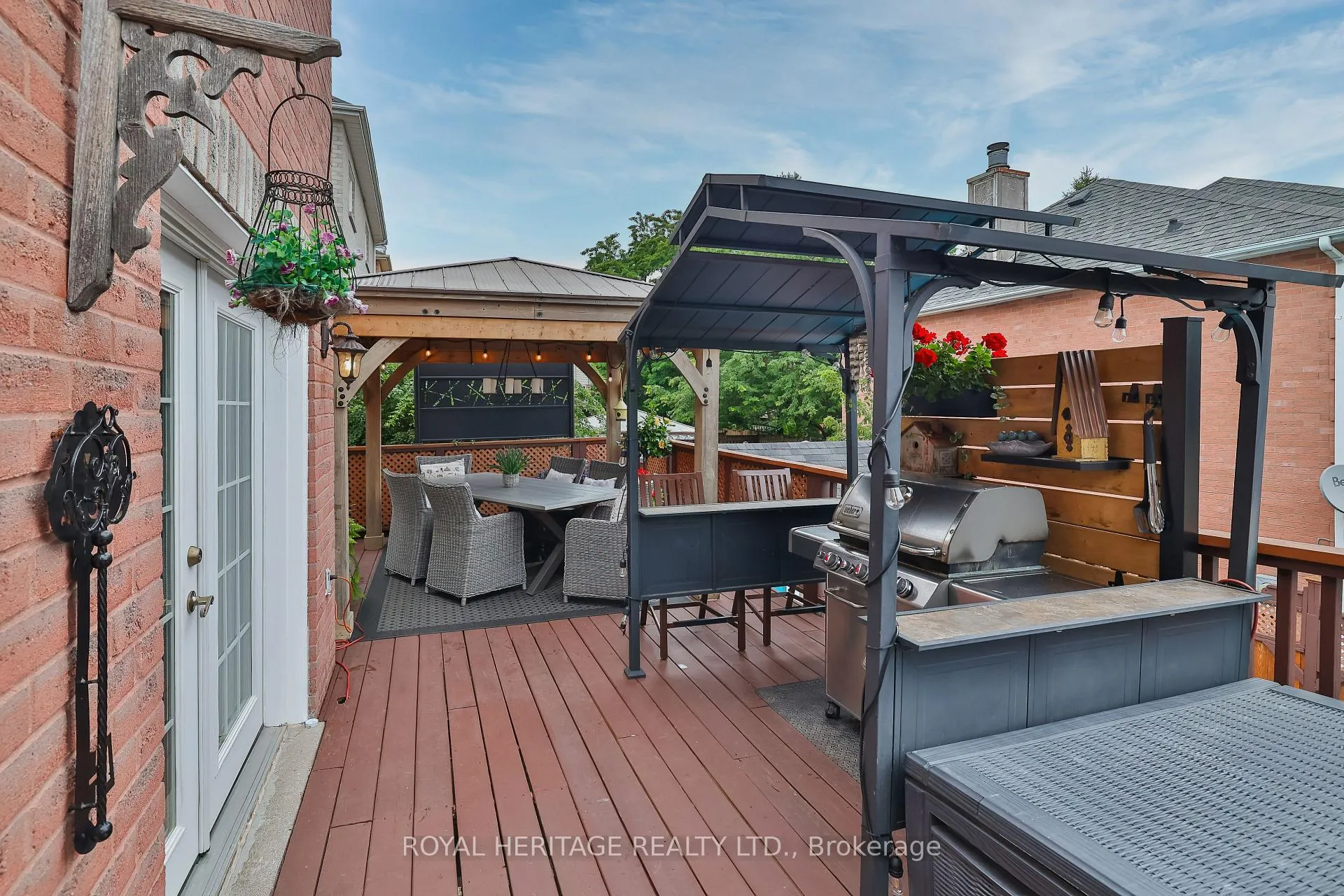 Photo 36 of 1097 Wildrose Crescent, Pickering, Liverpool — HOMEH