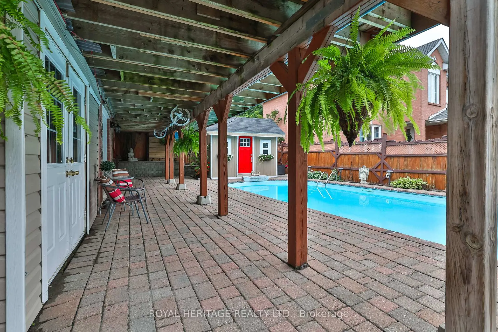 Photo 38 of 1097 Wildrose Crescent, Pickering, Liverpool — HOMEH