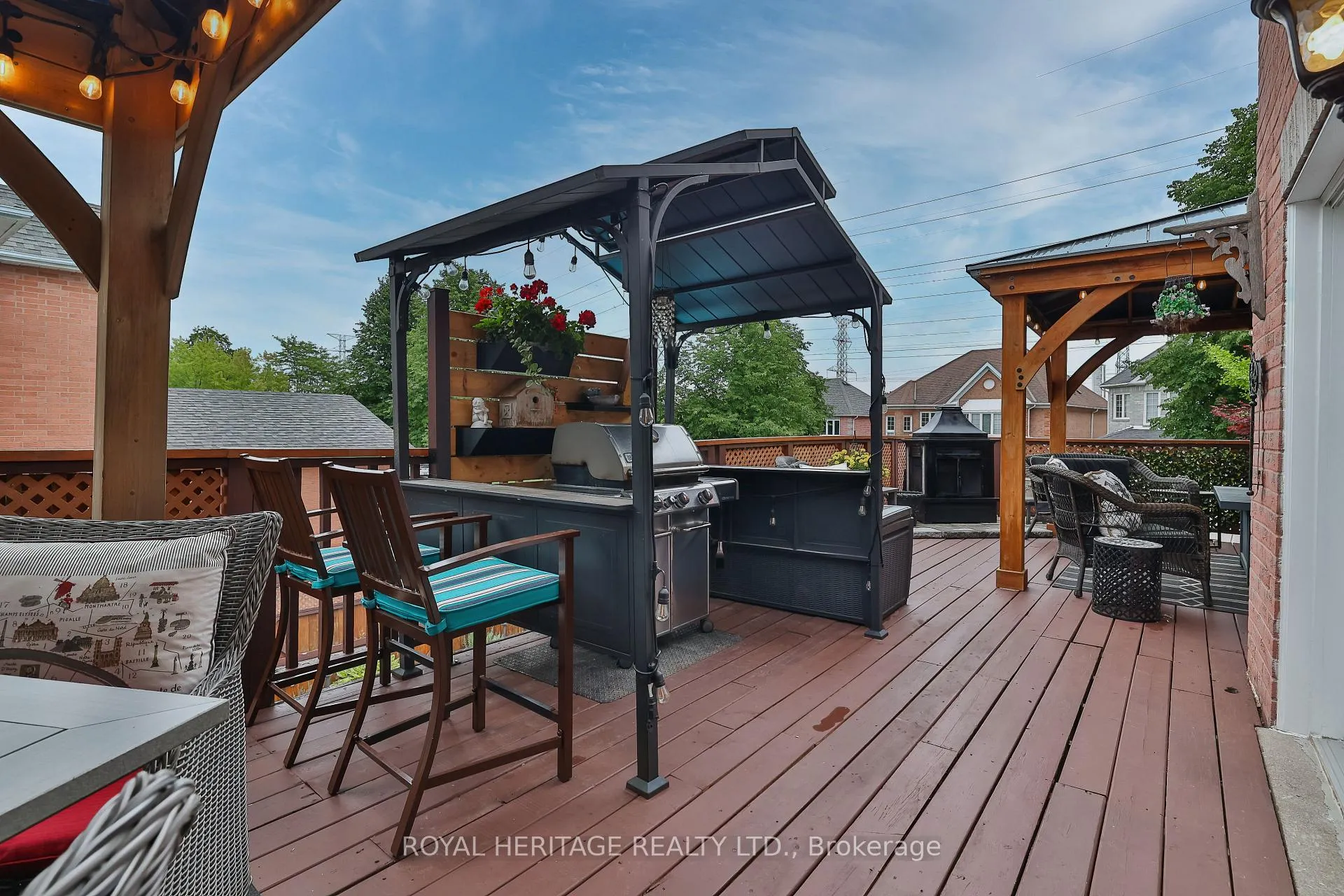 Photo 39 of 1097 Wildrose Crescent, Pickering, Liverpool — HOMEH