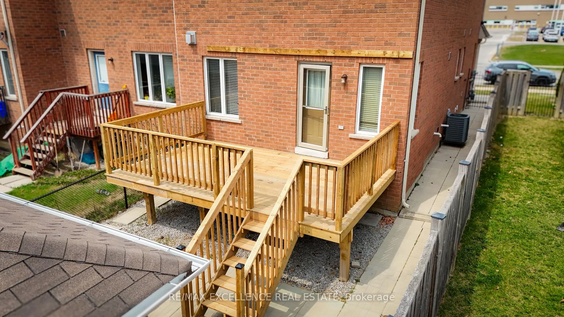 Photo 18 of 41 Davos Road, Vaughan, Vellore Village — HOMEH