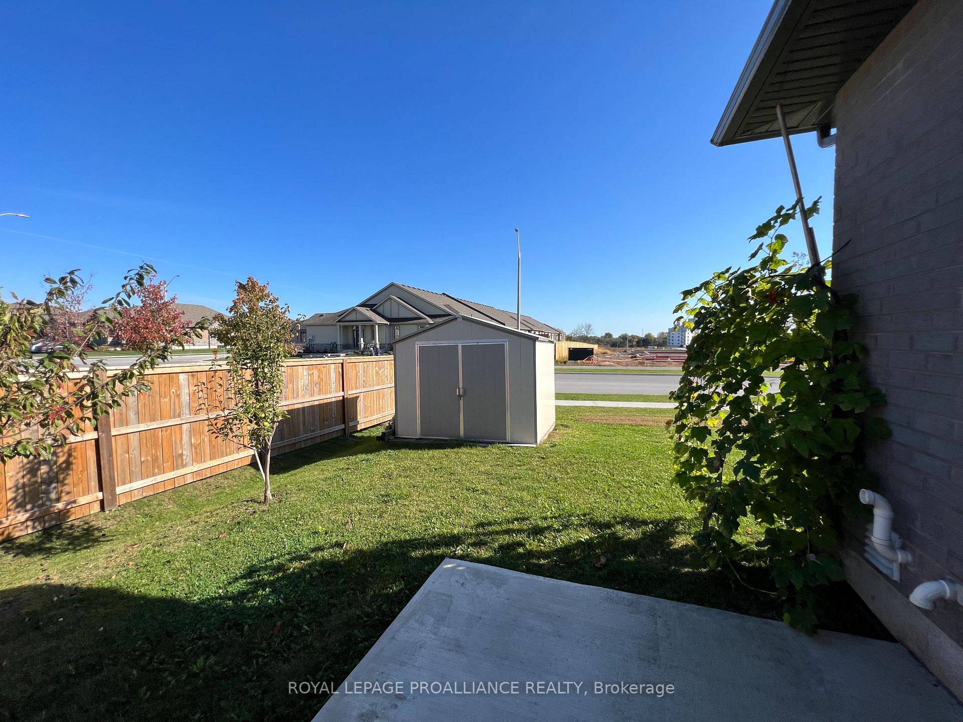 Photo 25 of 80 Wims Way, Belleville, Thurlow Ward — HOMEH