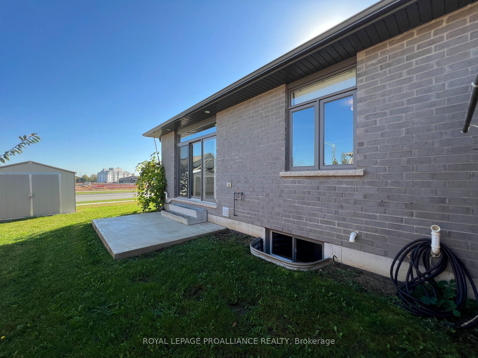 Photo 28 of 80 Wims Way, Belleville, Thurlow Ward — HOMEH
