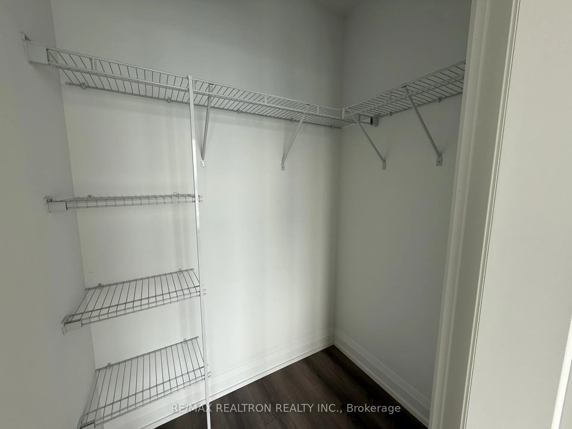 Photo 12 of Unit 1607, 20 Soudan Avenue, Toronto, Mount Pleasant West — HOMEH