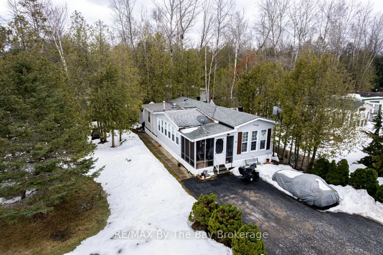 Photo 1 of 23 Prince Charles Avenue, Barrie, Little Lake — HOMEH
