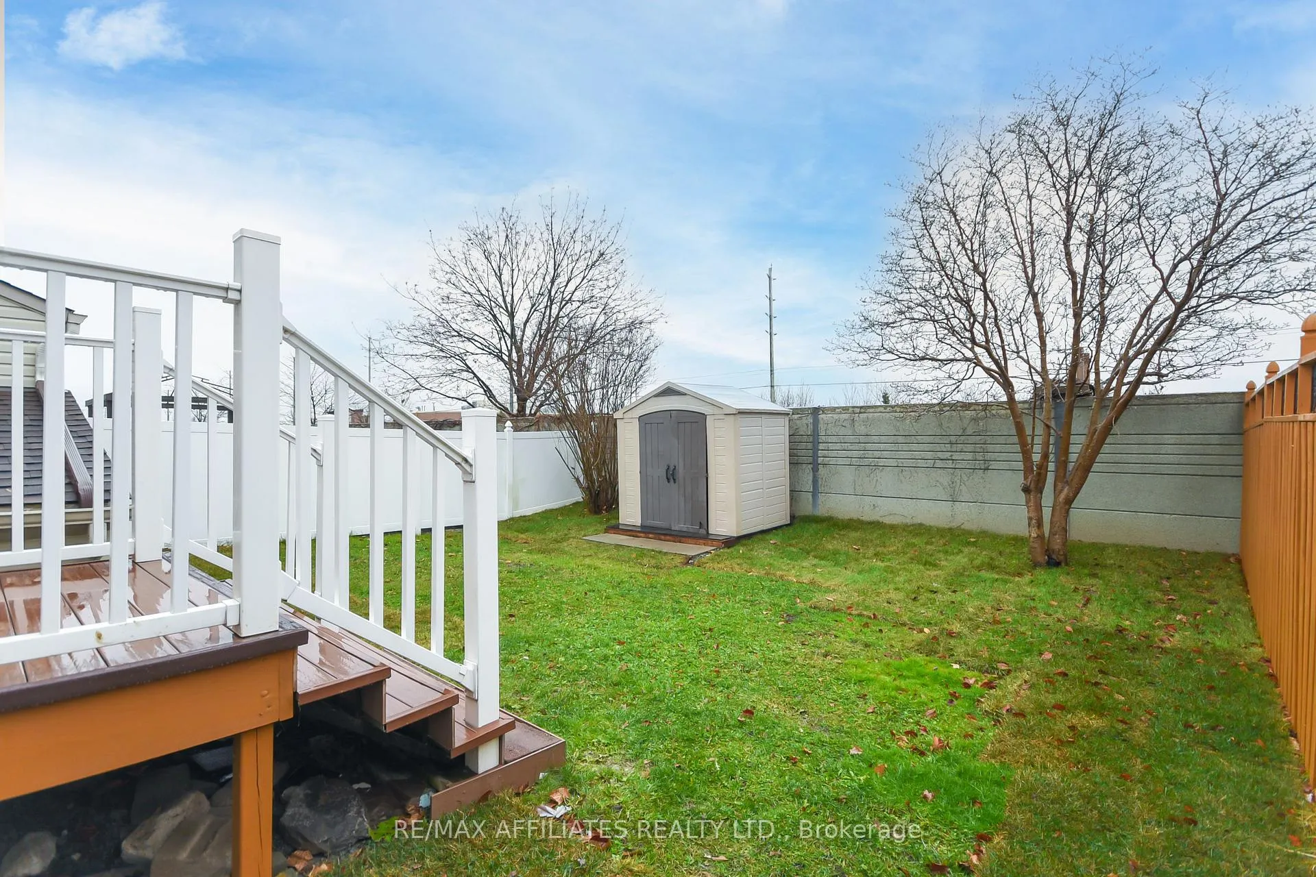 Photo 34 of 1980 Scully Way S, Ottawa, Fallingbrook/Gardenway South — HOMEH