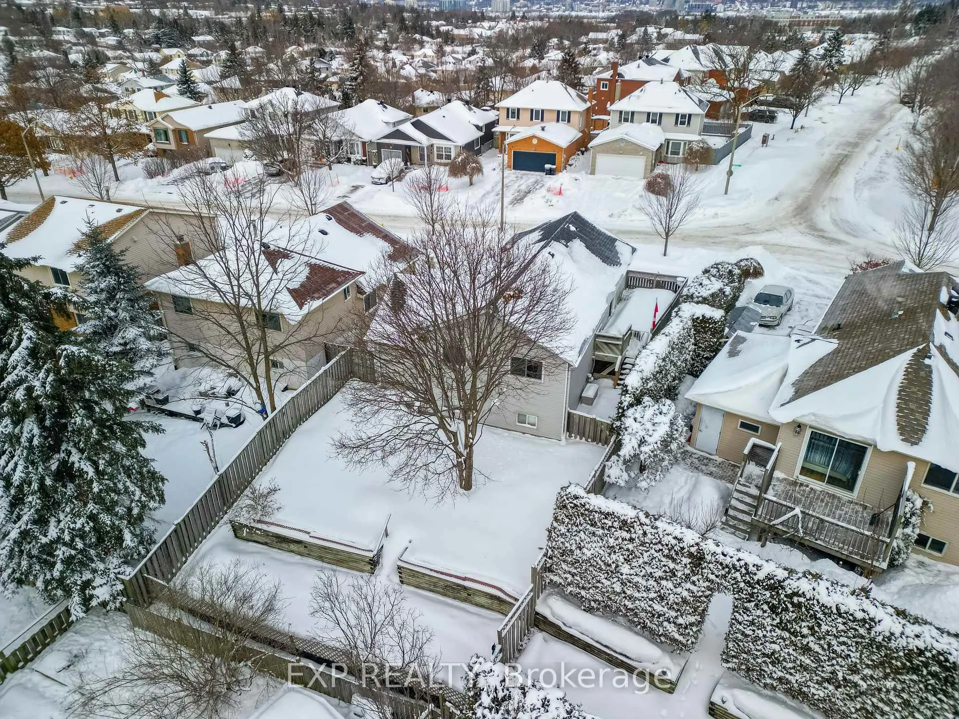Photo 4 of 33 Knicely Road, Barrie, Painswick North — HOMEH