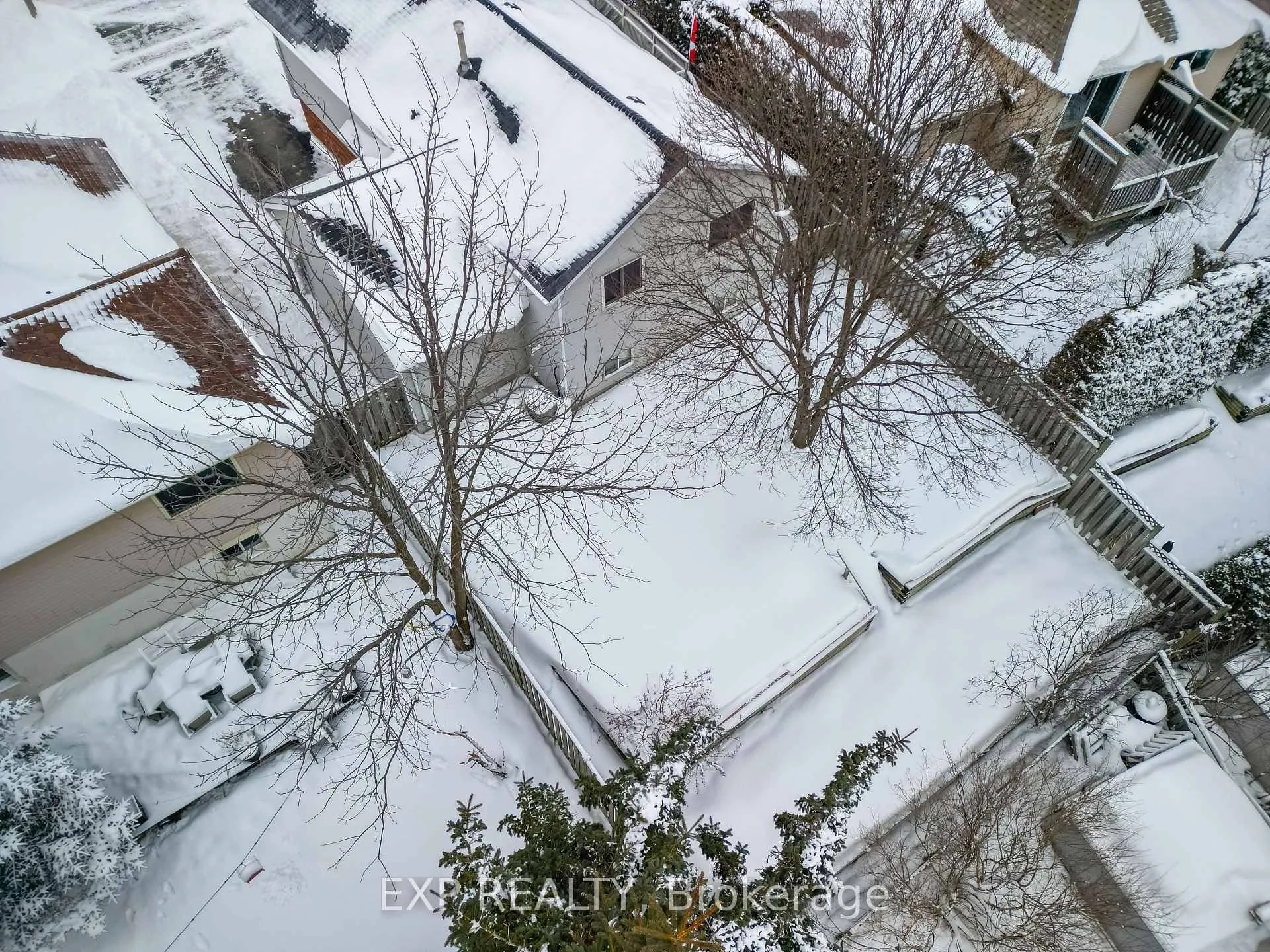Photo 5 of 33 Knicely Road, Barrie, Painswick North — HOMEH