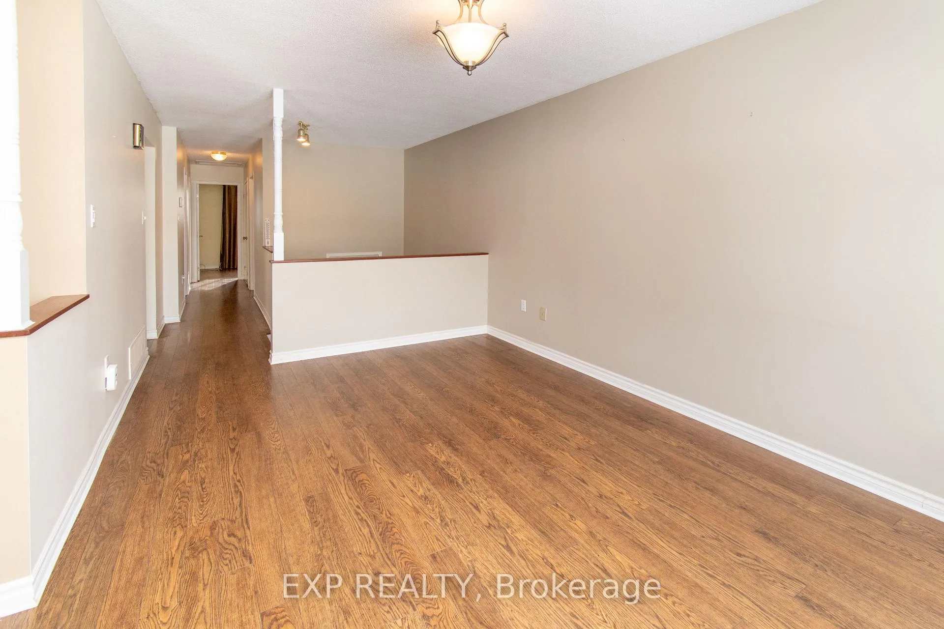 Photo 8 of 33 Knicely Road, Barrie, Painswick North — HOMEH