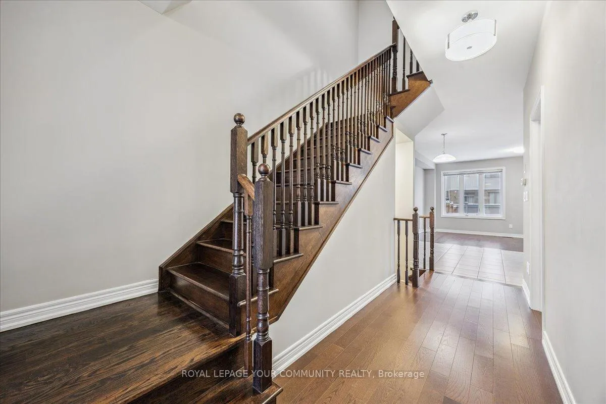 Photo 6 of 53 Clifford Crescent, New Tecumseth, Tottenham — HOMEH