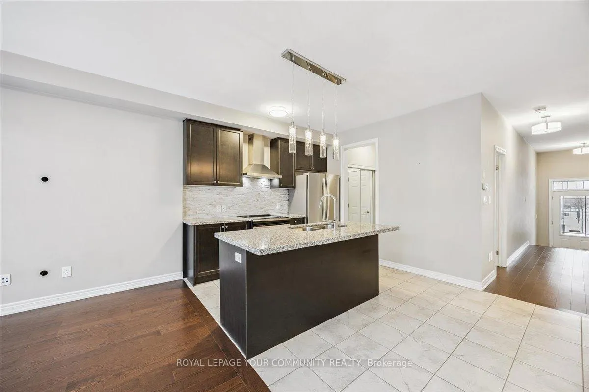 Photo 11 of 53 Clifford Crescent, New Tecumseth, Tottenham — HOMEH
