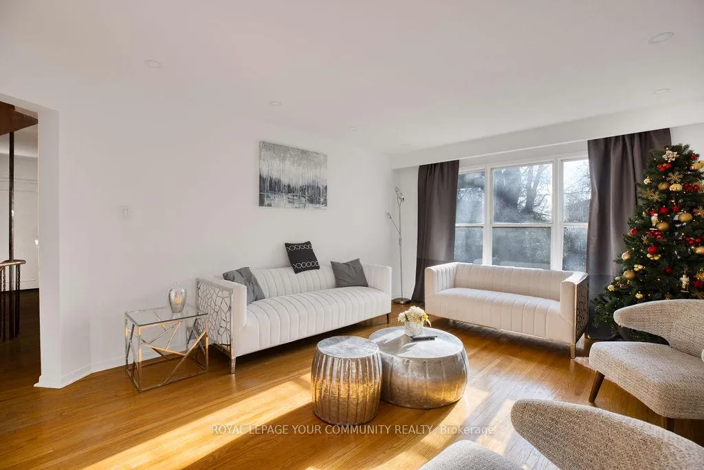 Photo 4 of 69 Royal Orchard Boulevard, Markham, Royal Orchard — HOMEH