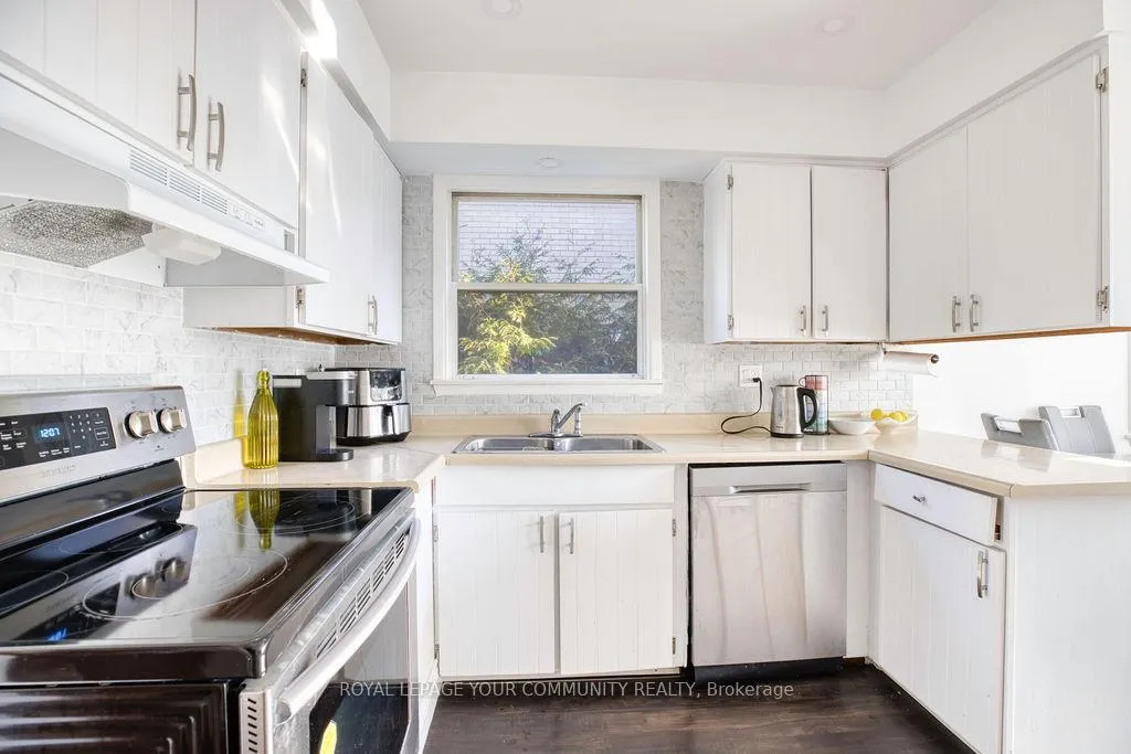 Photo 11 of 69 Royal Orchard Boulevard, Markham, Royal Orchard — HOMEH