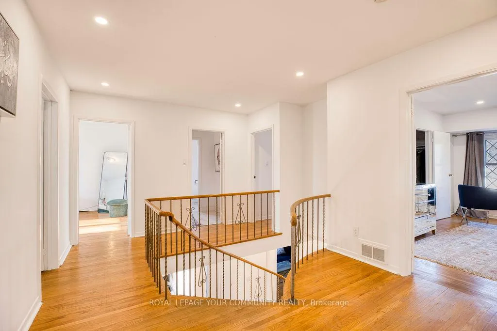 Photo 20 of 69 Royal Orchard Boulevard, Markham, Royal Orchard — HOMEH
