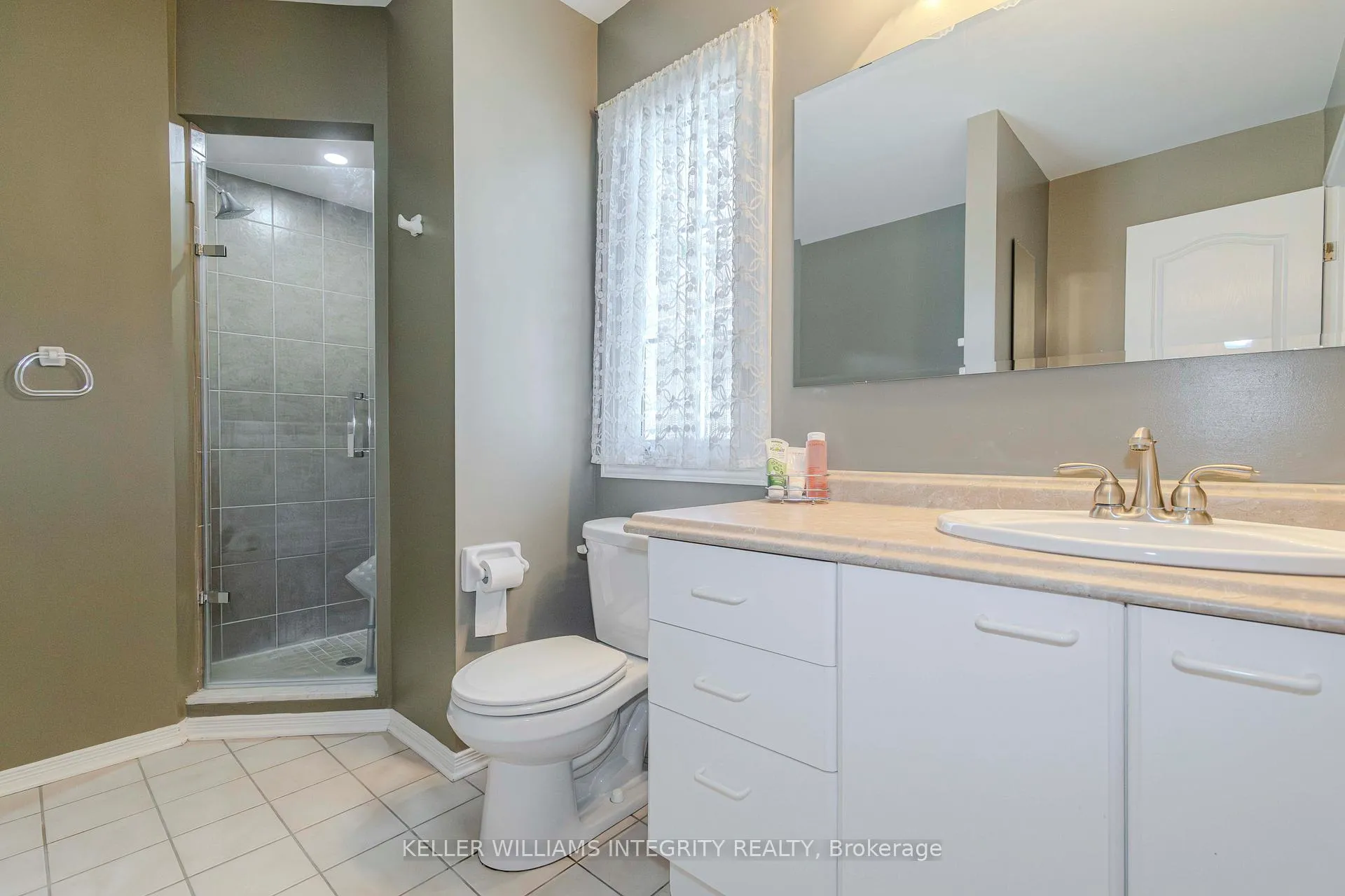 Photo 27 of 177 Thornbury Crescent, Ottawa, Centrepointe — HOMEH