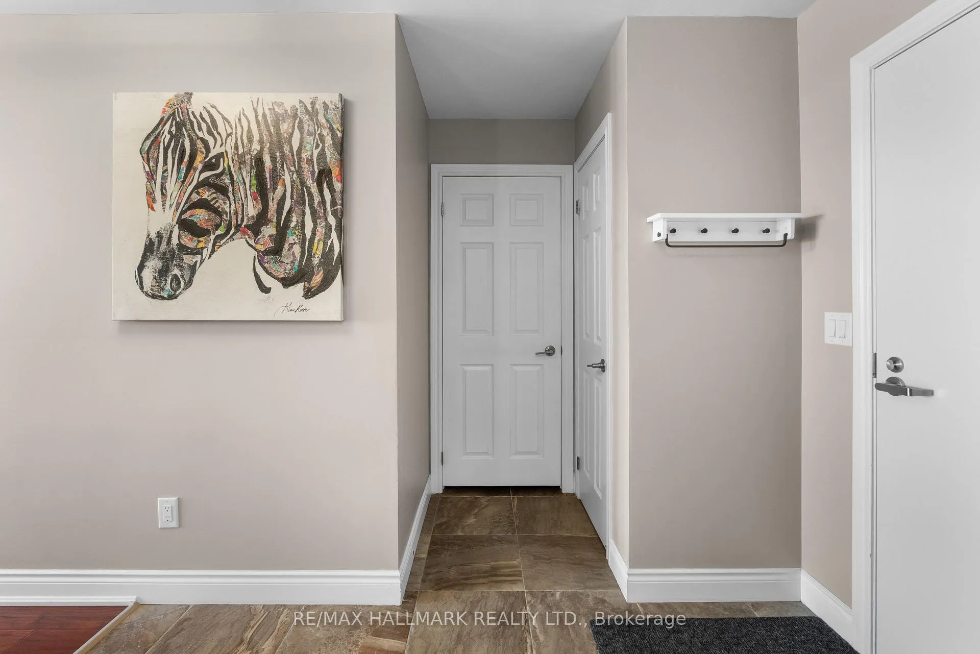 Photo 3 of Unit 302, 106 Bard Boulevard, Guelph, Pineridge/Westminster Woods — HOMEH
